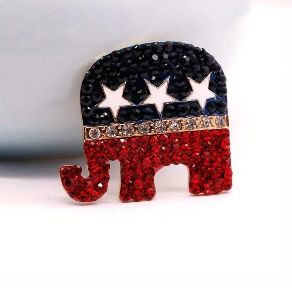 Vintage Elephant Brooch Rhinestone